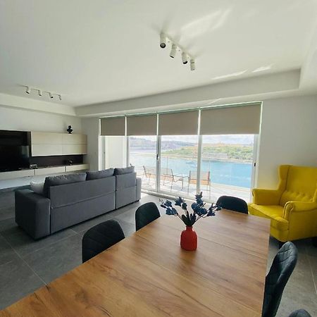 Sliema Seaview Apartment- Valletta Views - Apt 8, 49 Tigne Point Mansions Exterior photo