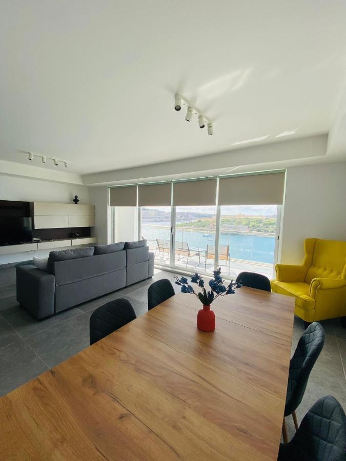 Sliema Seaview Apartment- Valletta Views - Apt 8, 49 Tigne Point Mansions Exterior photo